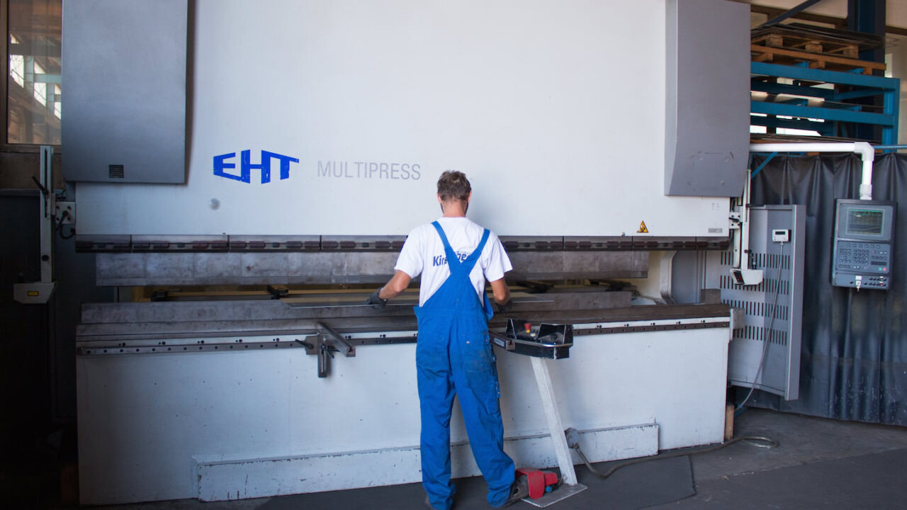 EHT multipress -Stahlbau Kirschner - Ihr zuverlässiger Partner für Stahl, Edelstahl und Aluminium